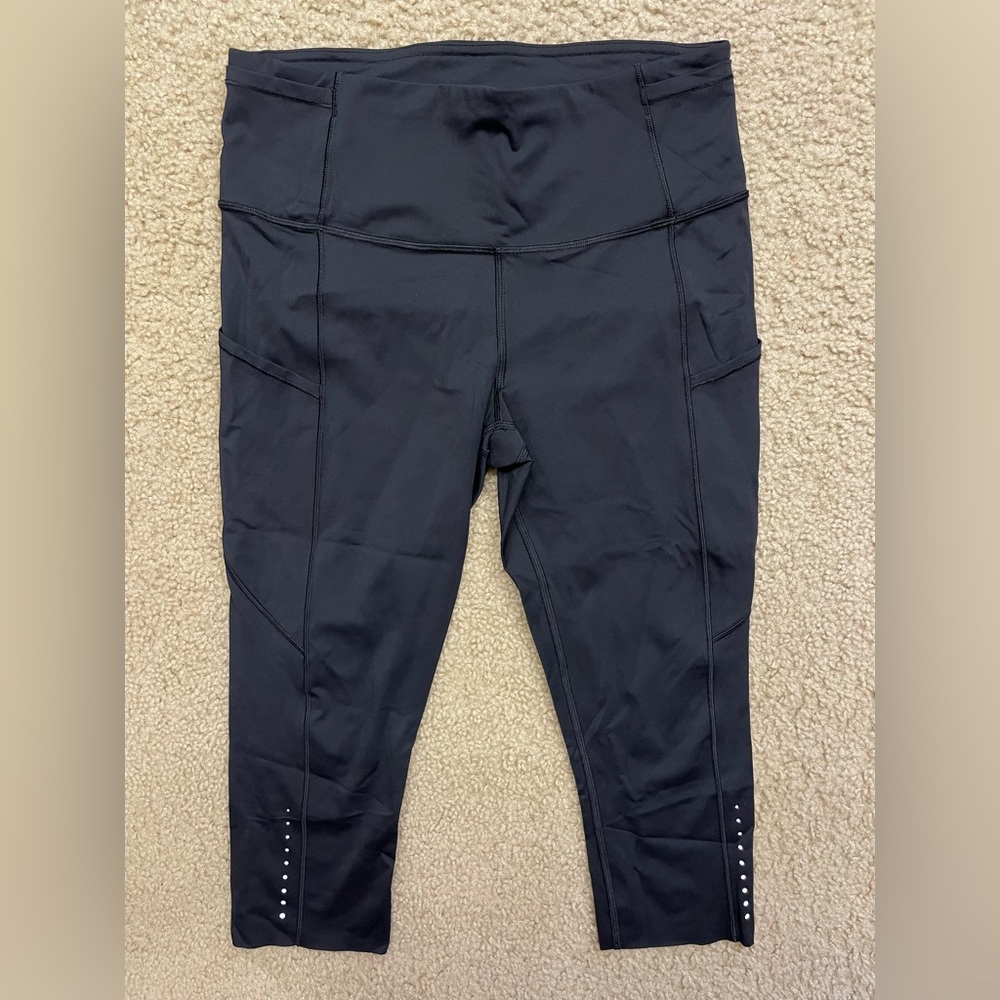 Like New | Lululemon Fast & Free Crop | Sz 8